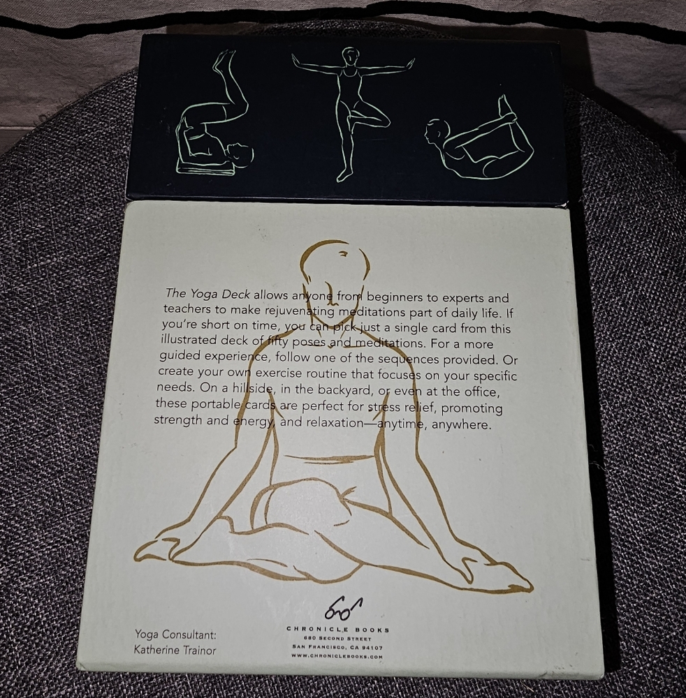 New Yoga Lot: GAIAM Yoga Essentials Set With Block, Strap, Towels, Dice, & Cards - Picture 9 of 9